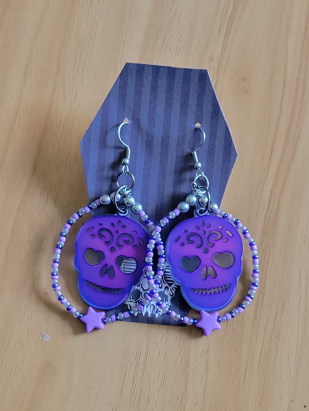 🧋NEW🧋Hand Crafted Purple Sugar Skull Hoop Earrings with Star Beads